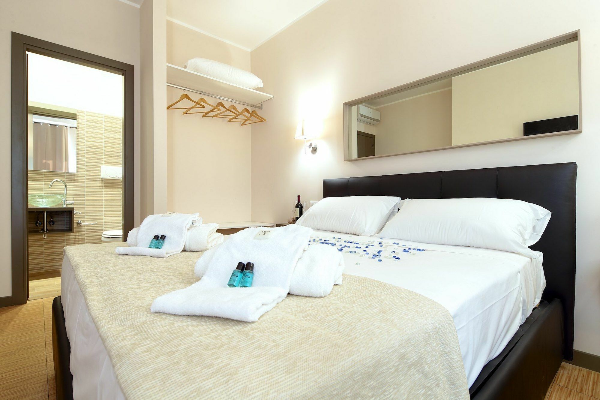 Colosseum Residence Рим Екстер'єр фото